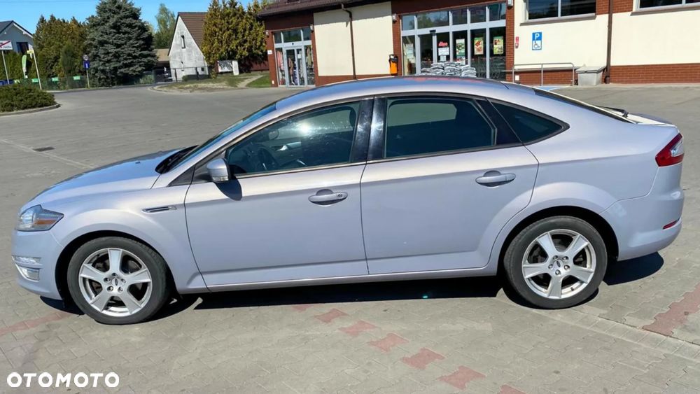 Ford Mondeo - 8