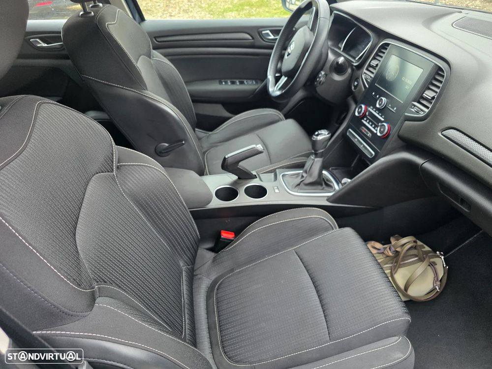 Renault Mégane 1.5 dCi Dynamique S - 21