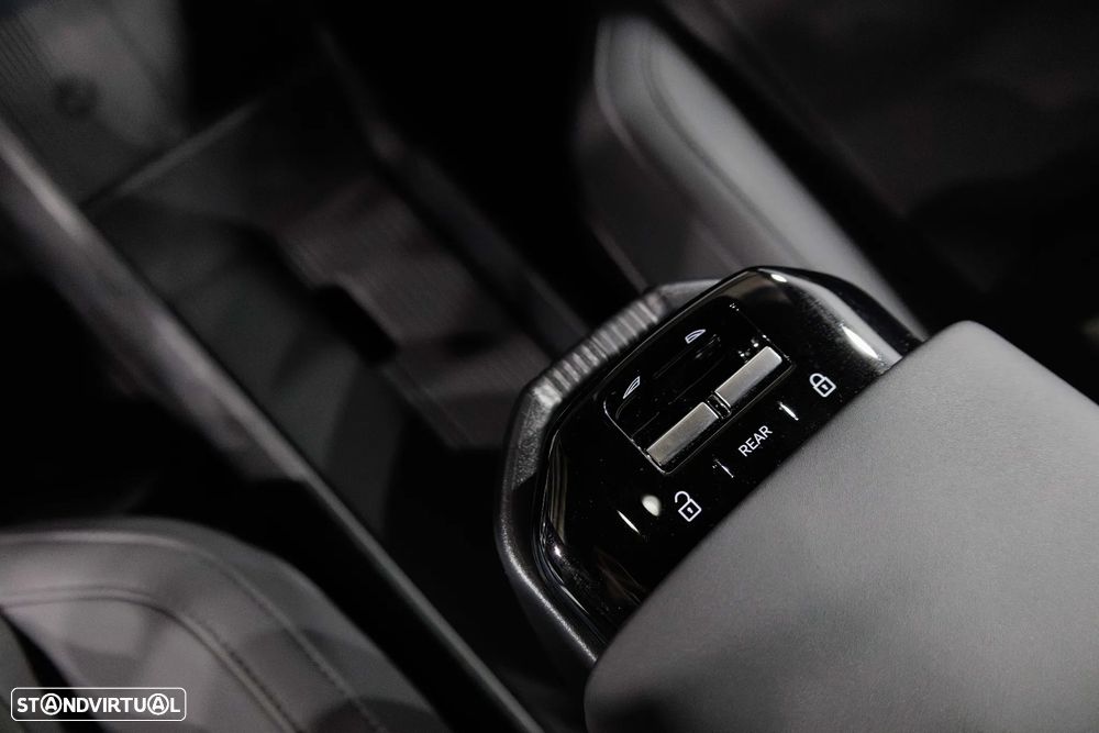 Volvo EX30 69 kWh Single Motor Extended Range Plus - 25