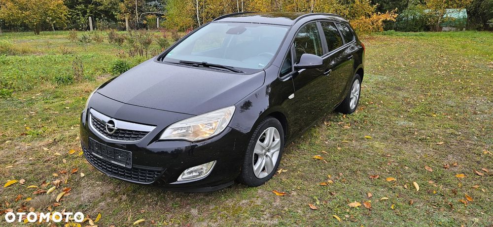 Opel Astra J
