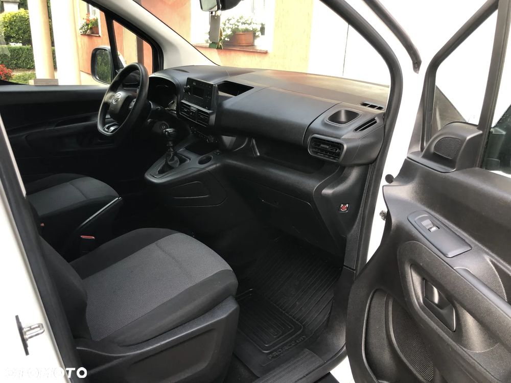 Toyota Proace City Verso Long 1.5 D-4D Combi - 11