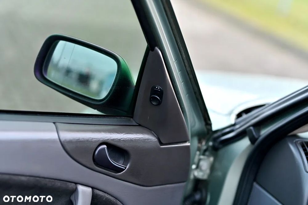 Saab 9-3 SE 2.0i - 25