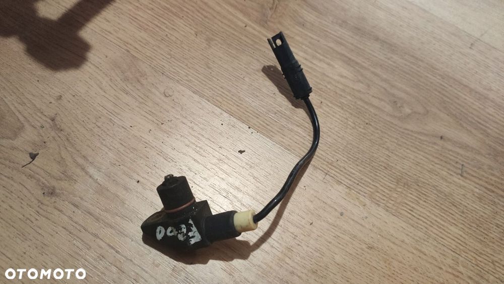 EU CZUJNIK POŁOŻENIA SPRZĘGŁA BMW F800 ST - 2