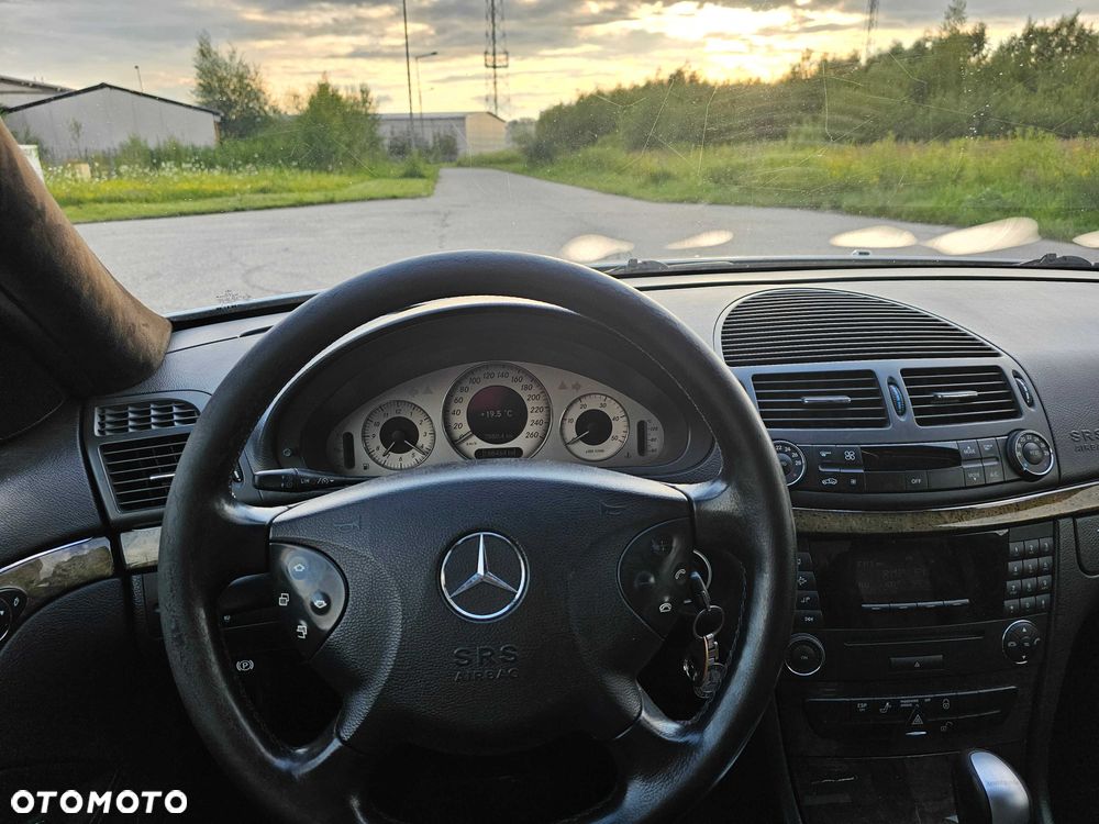 Mercedes-Benz Klasa E - 3