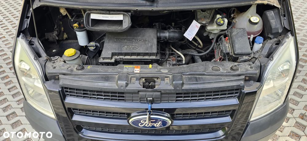 Ford Transit - 25