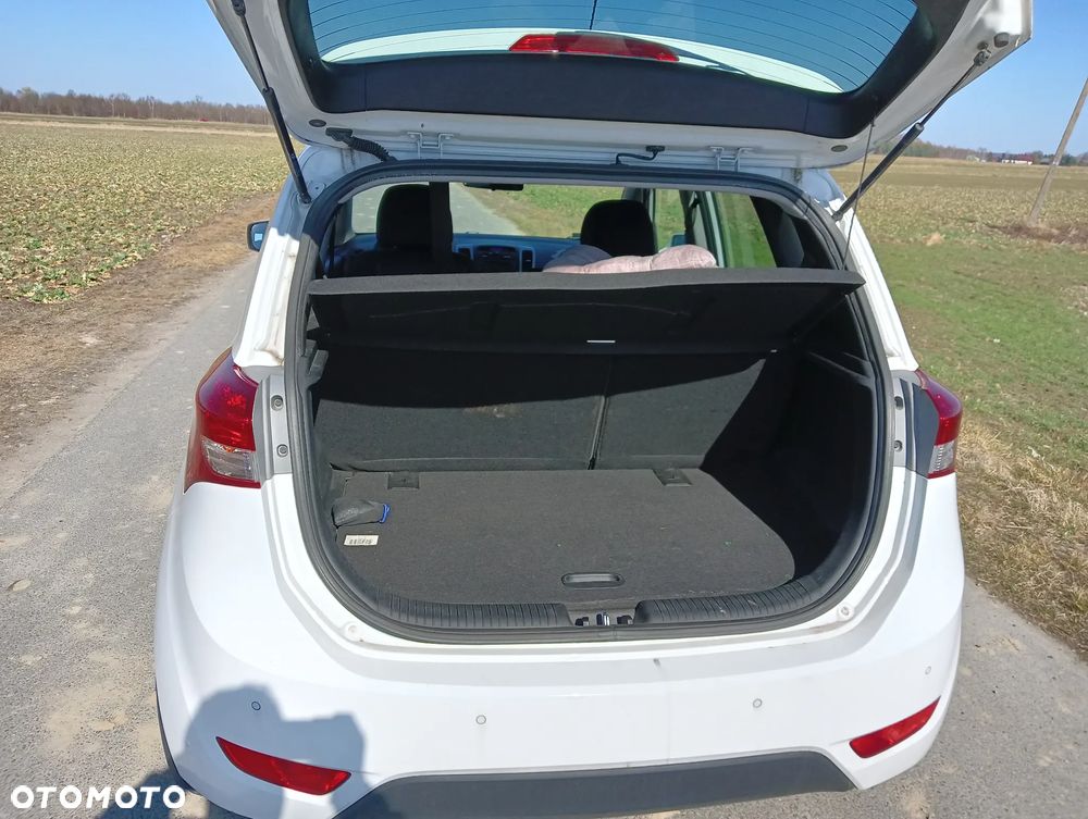 Hyundai ix20 - 7