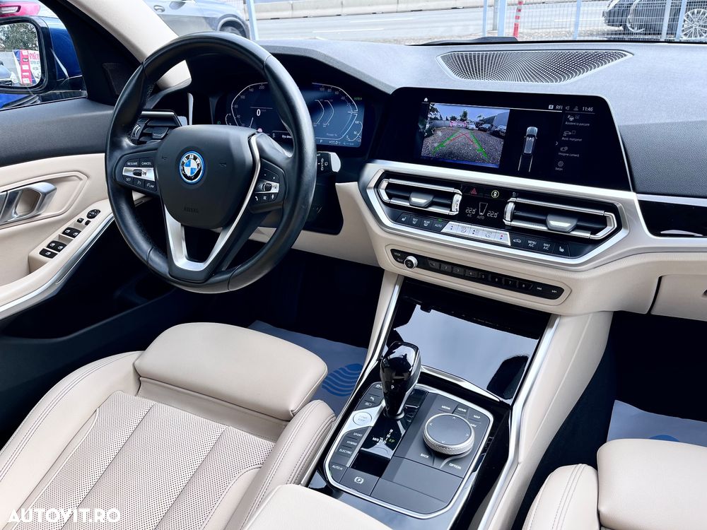 BMW Seria 3 330e Aut. Luxury Line - 11