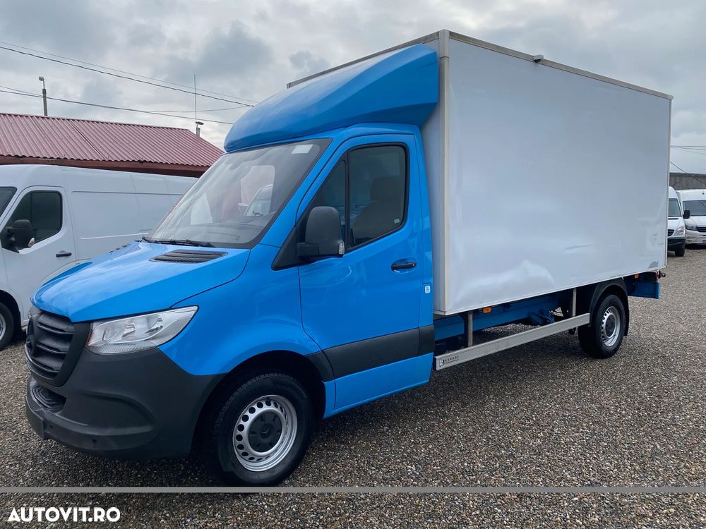 Mercedes-Benz SPRINTER - 2