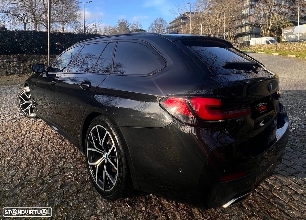 BMW 530 e Pack Desportivo M - 5