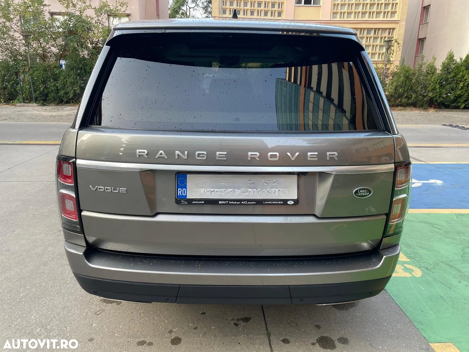 Land Rover Range Rover 3.0L SDV6 Vogue - 6