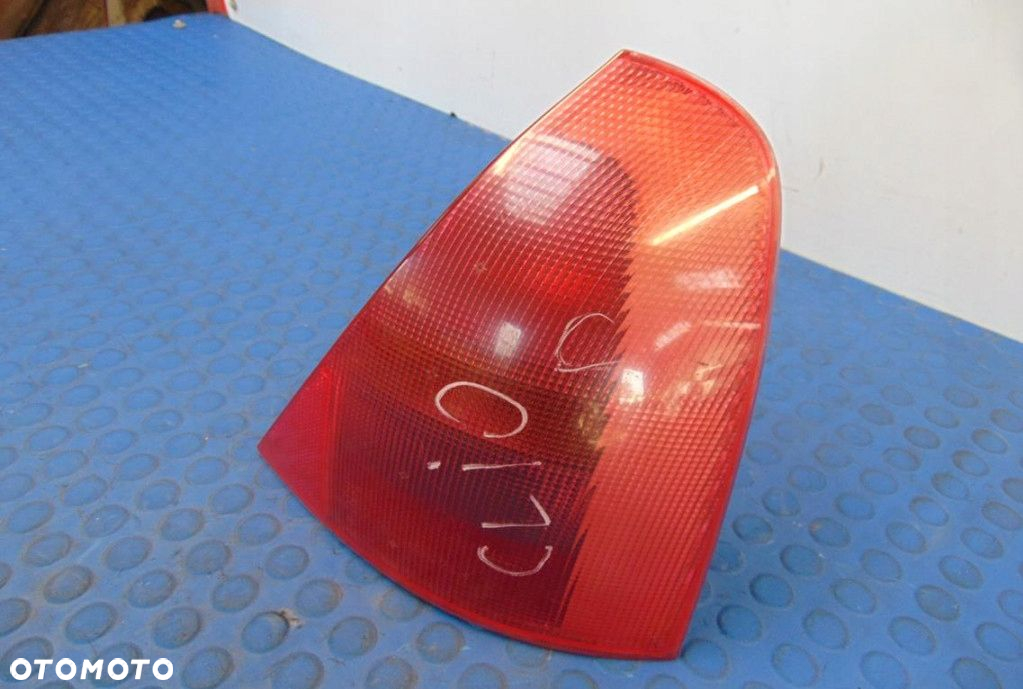 RENAULT CLIO II LAMPA PRAWA TYŁ. - 3