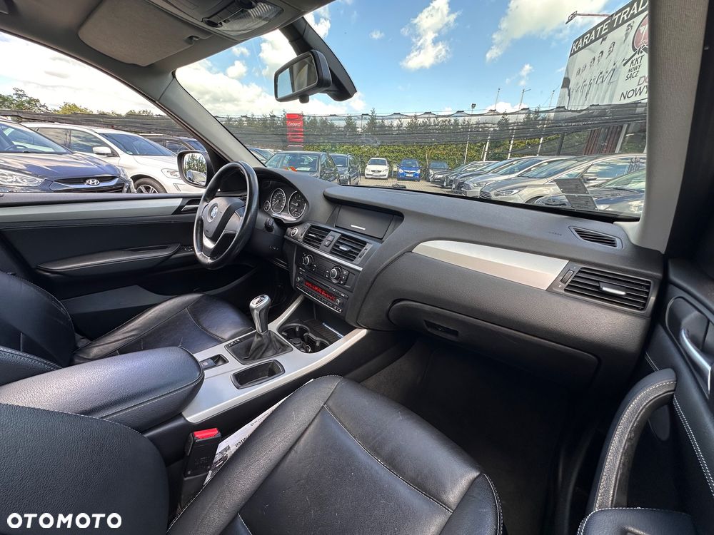 BMW X3 xDrive20d - 27