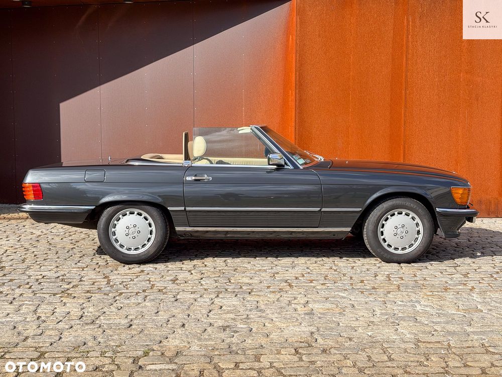 Mercedes-Benz SL - 7