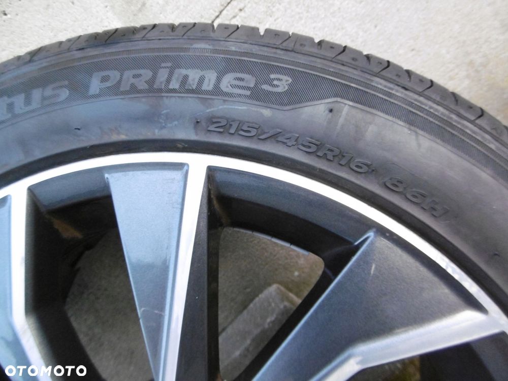 skoda fabia iii 6v0 7.0jx16h2 5x100 et46 felga - 4