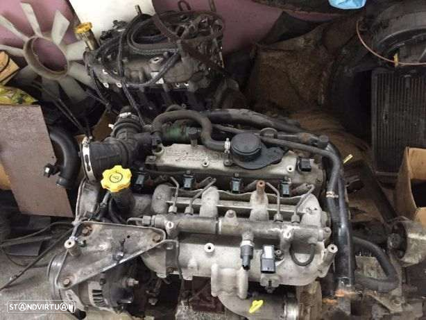 Motor + caixa de velocidades Chrysler Voyager 2.5 crd - 6