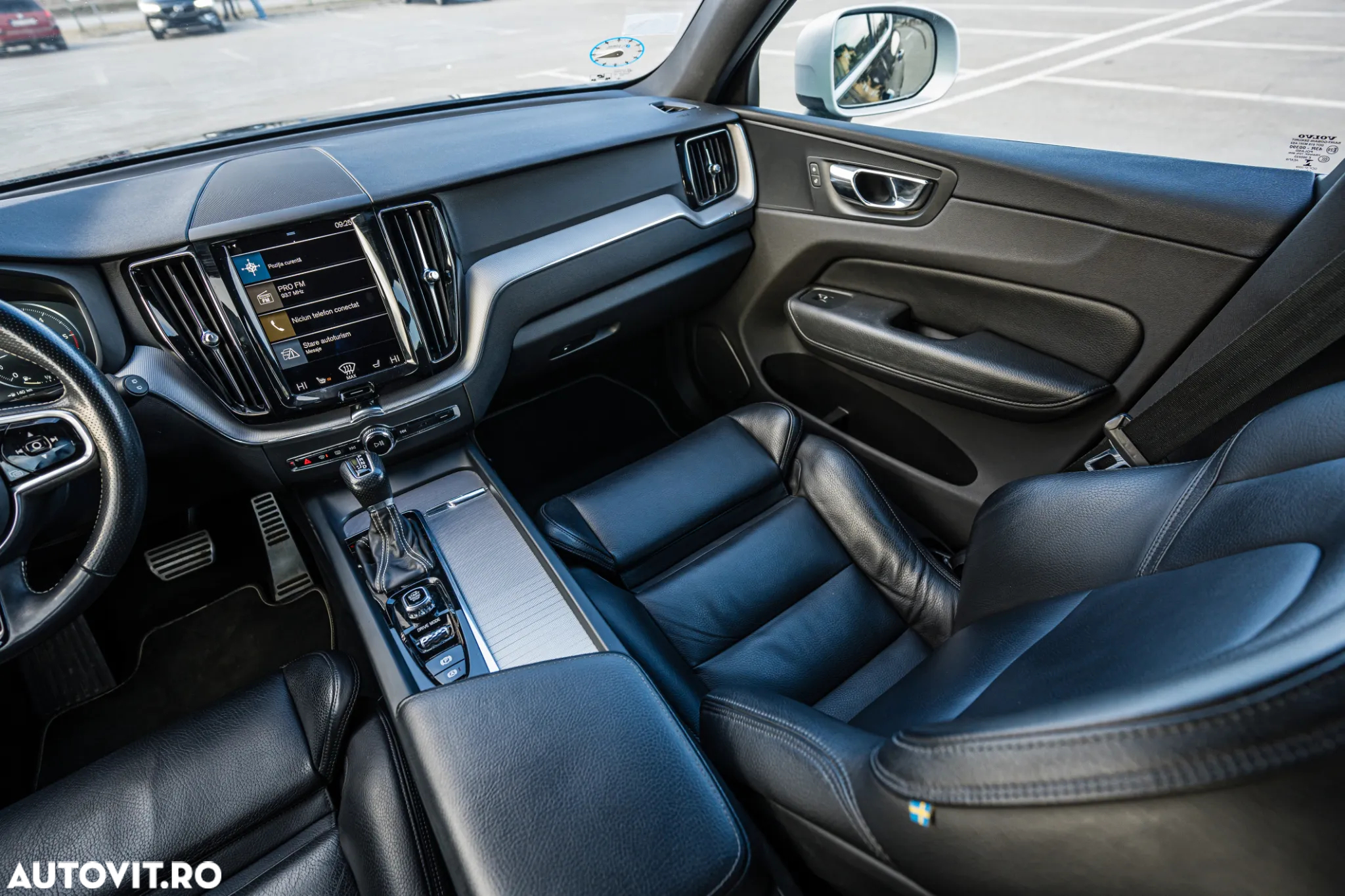 Volvo XC 60 D4 AWD Geartronic RDesign - 10