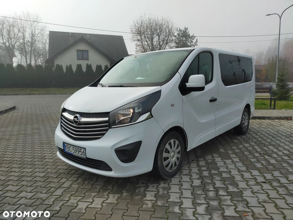 Opel Vivaro - 1