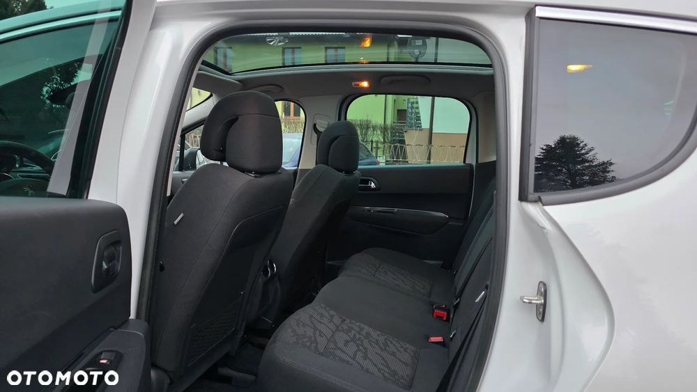 Peugeot 3008 120 VTi Premium - 7