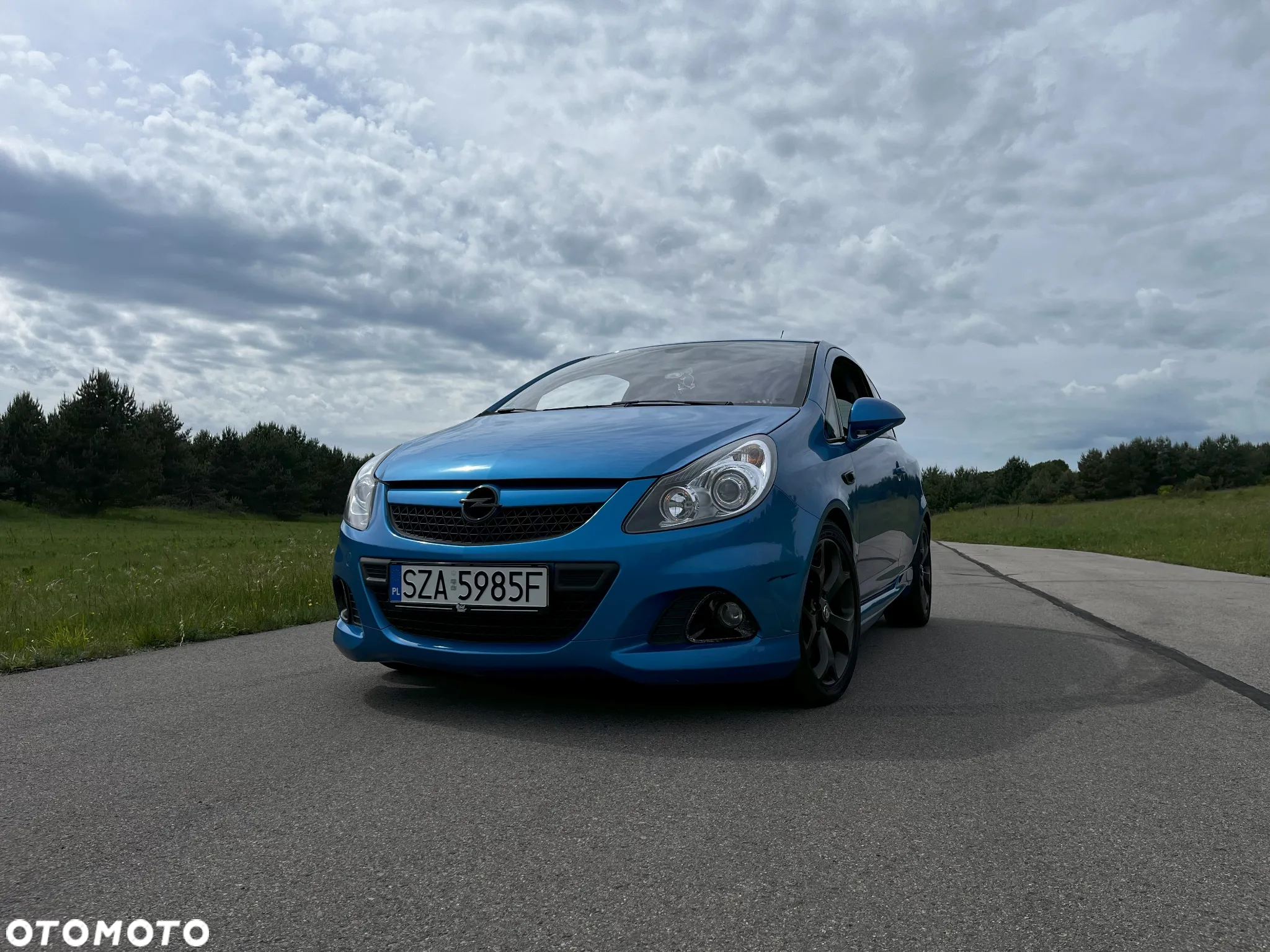 Opel Corsa 1.6T OPC - 12