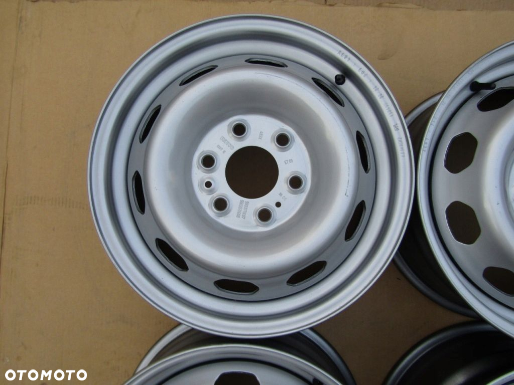 4x NOWE Felgi 16 Iveco Daily 6,5j 6x125 ET68 / 35S 29L / oryginał - 5