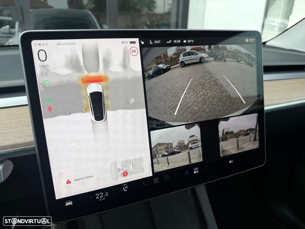 Tesla Model Y Long Range Dual Motor AWD - 18