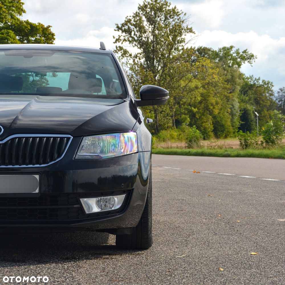 Skoda Octavia 1.6 TDI SCR Ambition DSG - 3