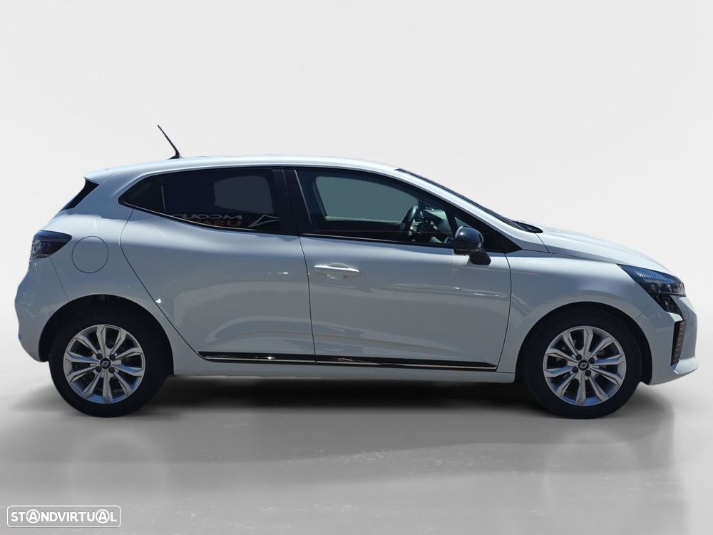 Renault Clio - 6