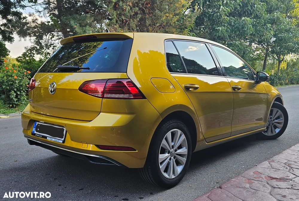 Volkswagen Golf 1.6 TDI DSG Comfortline - 6