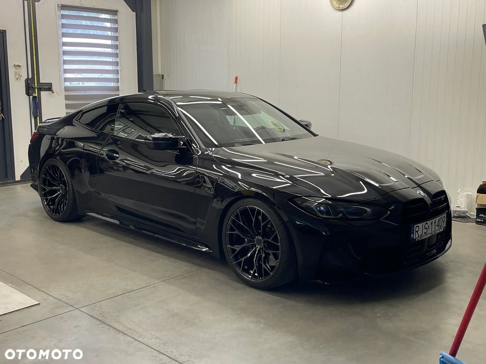 BMW M4 Competition - 11