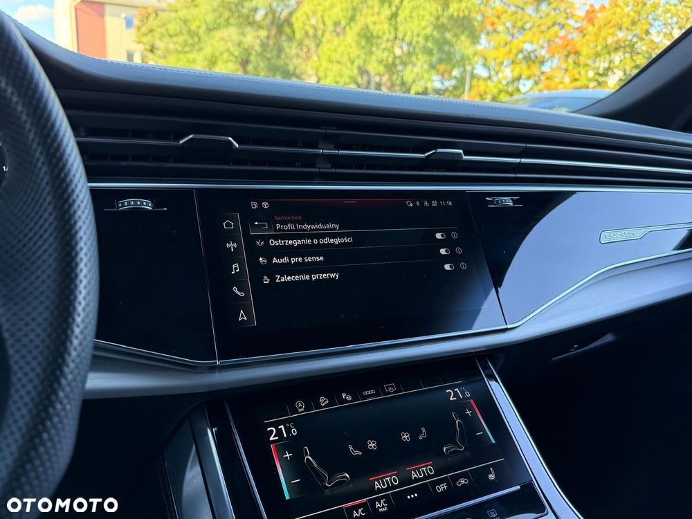 Audi Q8 - 35
