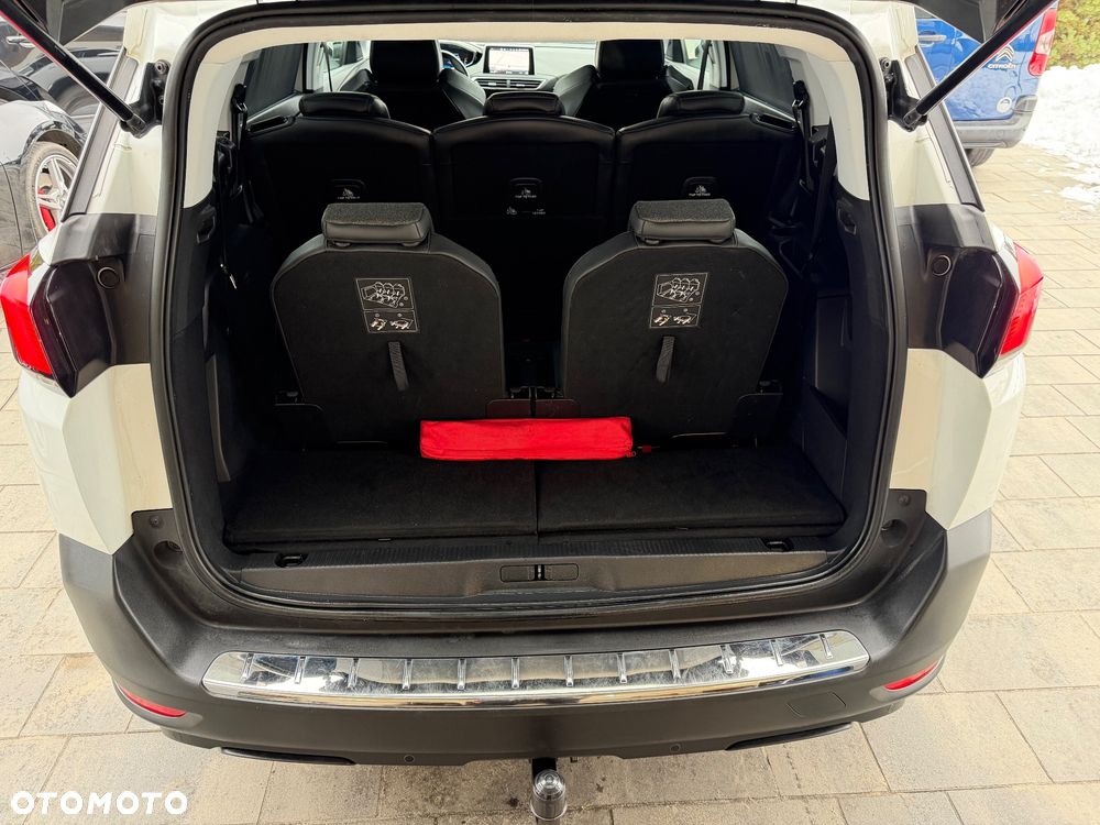 Peugeot 5008 - 17