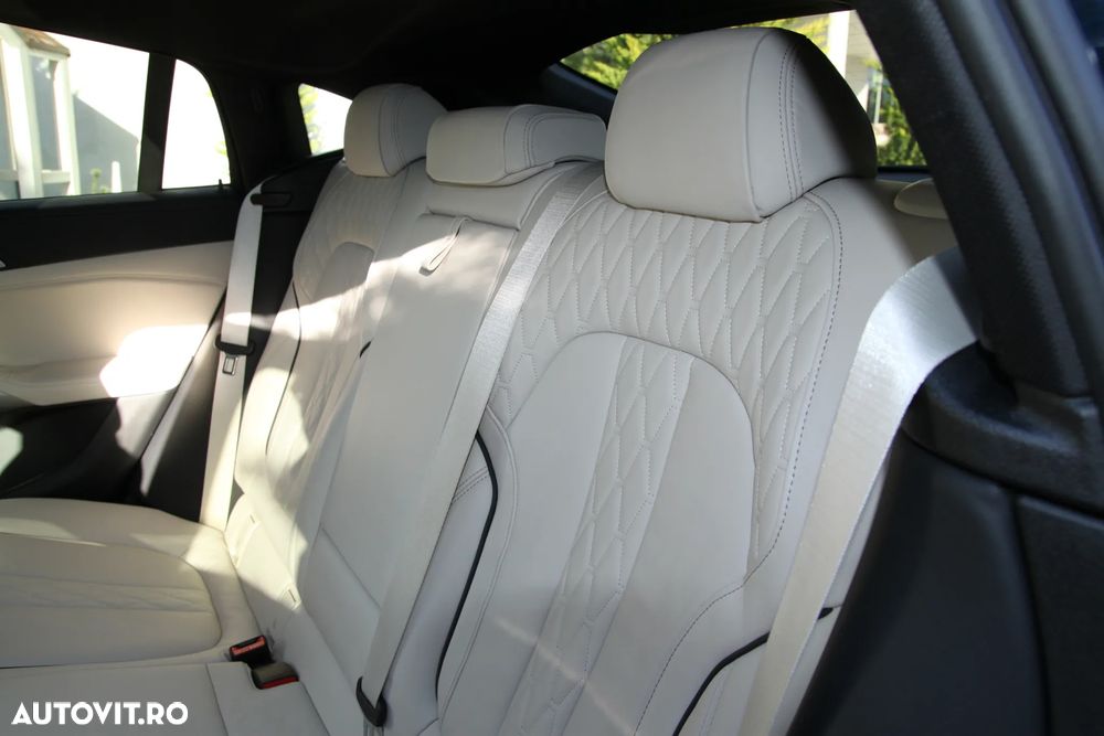 BMW X6 xDrive40i - 34
