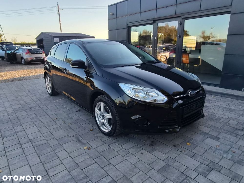 Ford Focus 1.6 TI-VCT Ambiente - 2