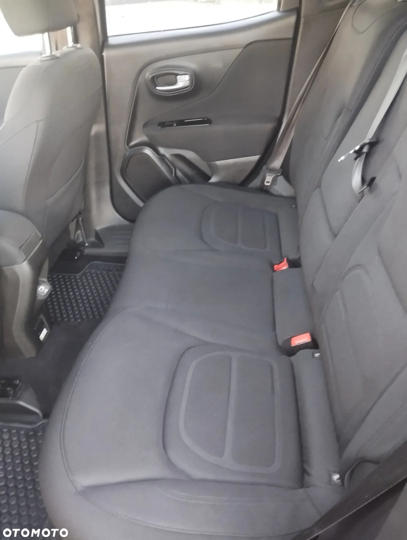 Jeep Renegade - 10