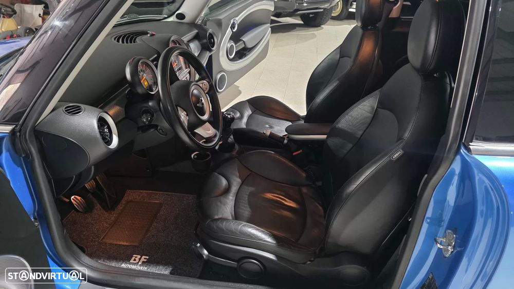 MINI 3 Portas Cooper S - 23