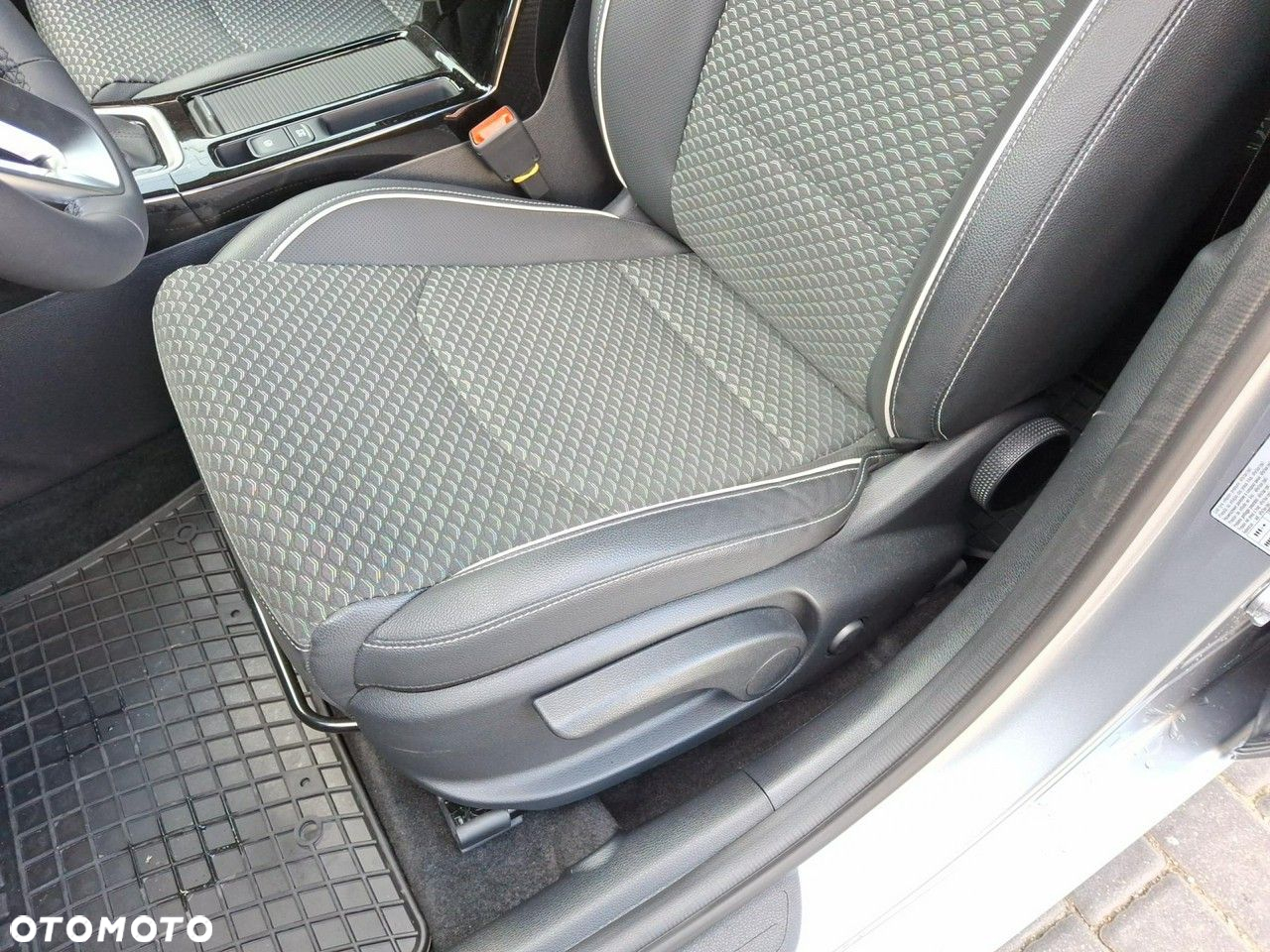 Kia Ceed 1.5 T-GDI Tribute DCT - 12