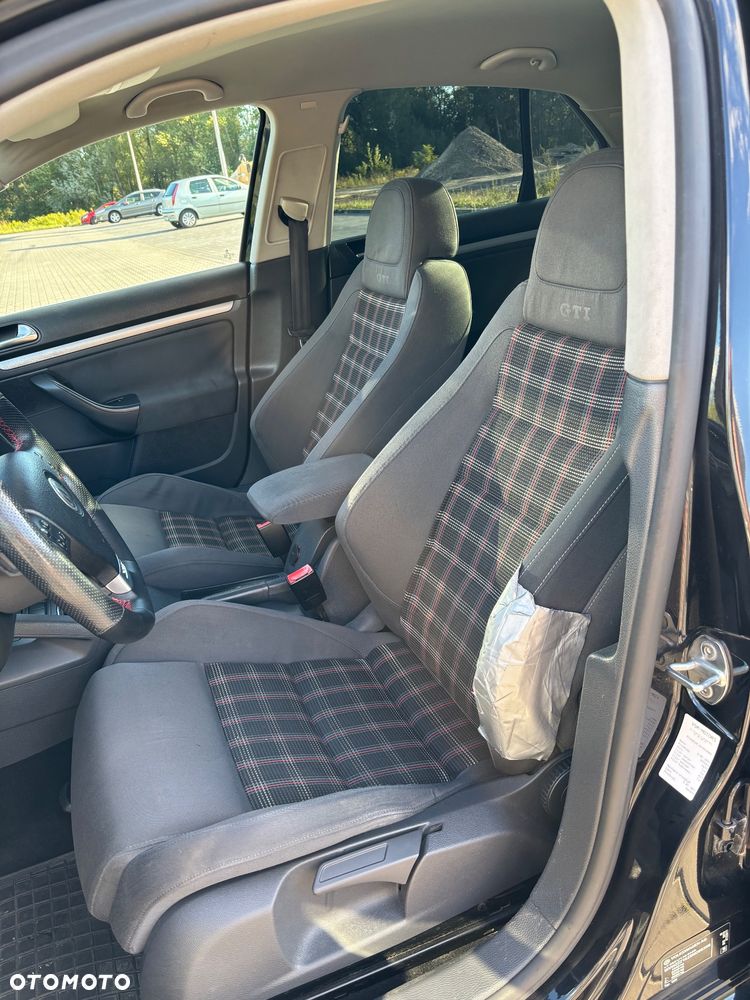 Volkswagen Jetta 1.9 TDI Comfortline - 12