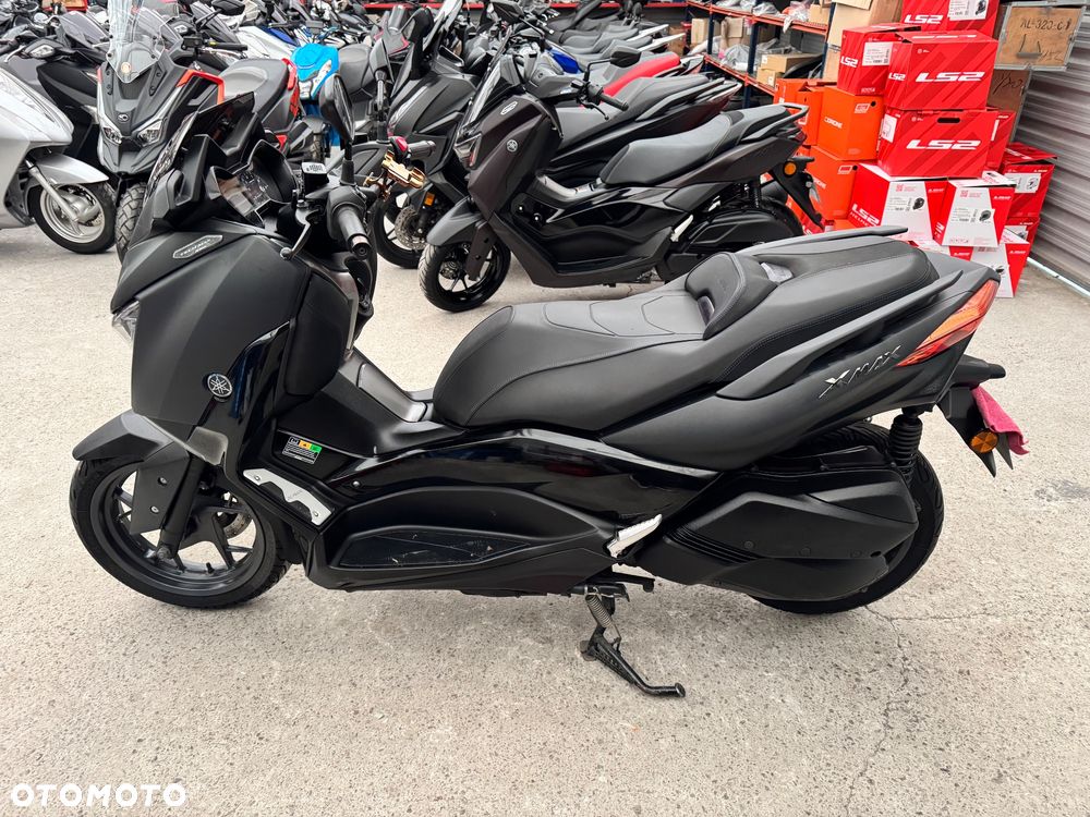Yamaha X-max - 4