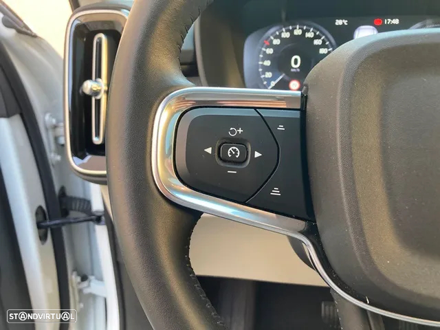 Volvo XC 40 1.5 T5 PHEV Inscription - 22