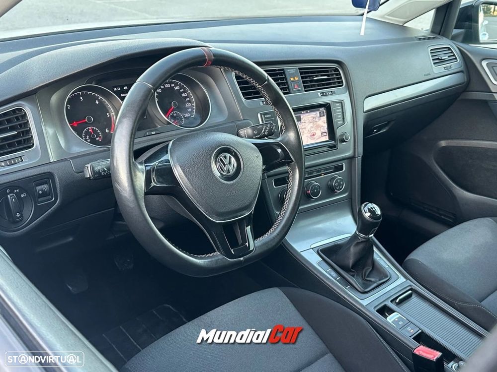 VW Golf 1.6 TDi Highline - 17
