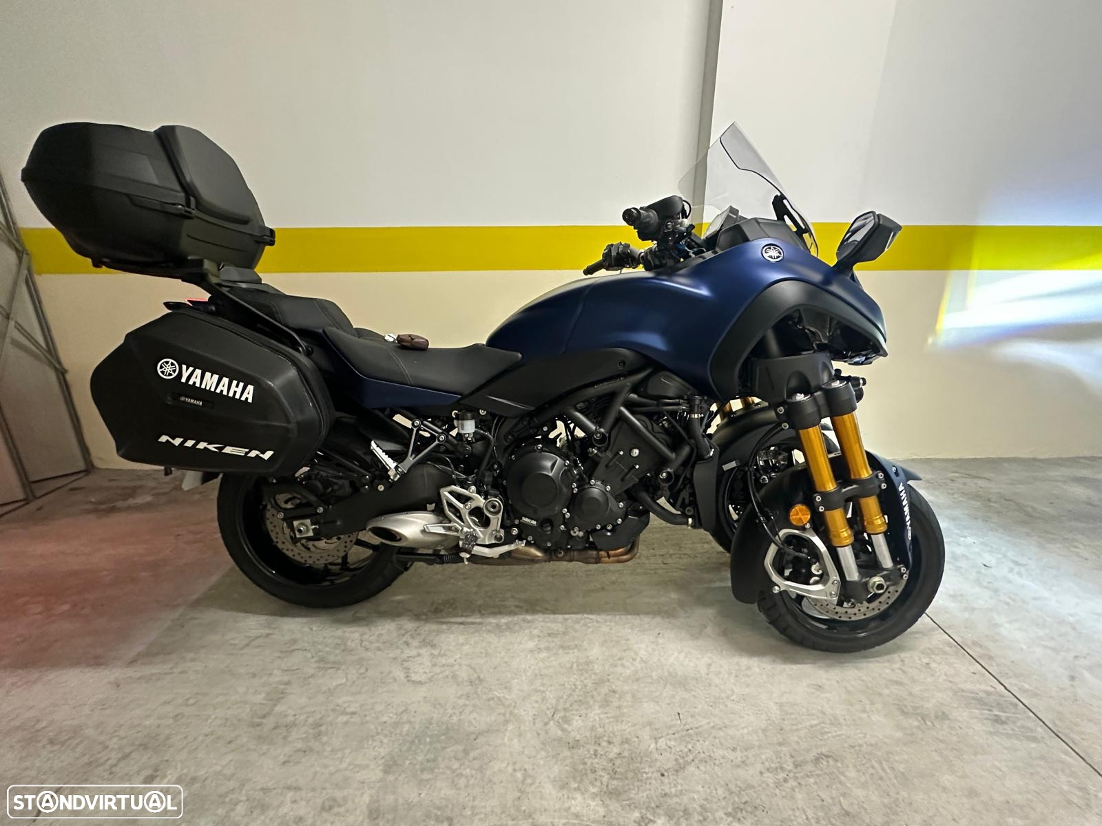 Yamaha Niken GT - 9