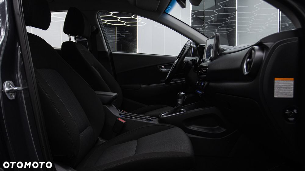 Hyundai Kona - 18