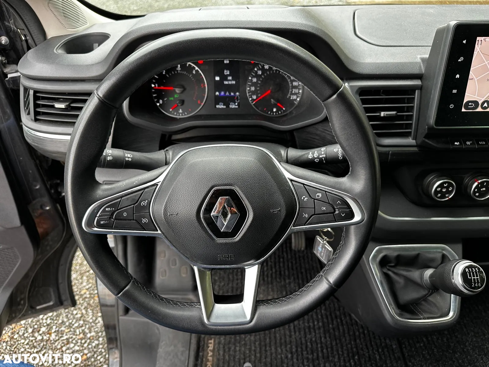 Renault Trafic - 7