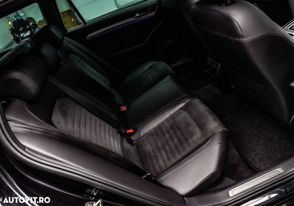 Volkswagen Passat GTE - 14