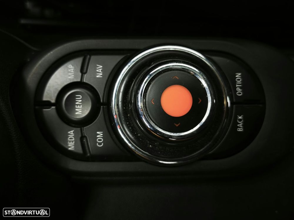 MINI 3 Portas John Cooper Works - 22