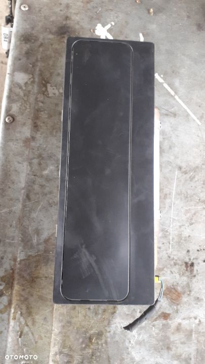 Poduszka kolanowa passat b8 3G2 880 842 E