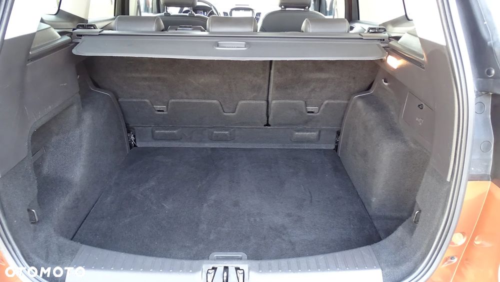 Ford Kuga - 21