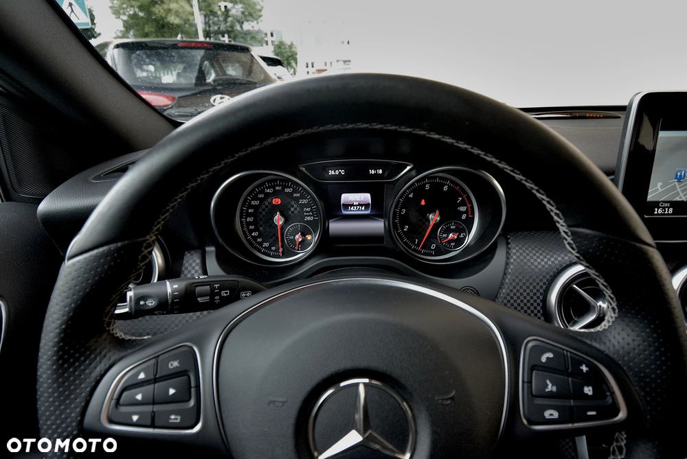 Mercedes-Benz Klasa A 180 (BlueEFFICIENCY) Urban - 18