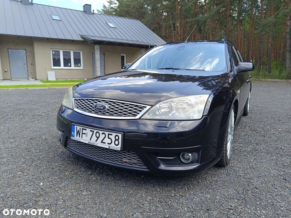 Ford Mondeo V6 ST 220 - 1