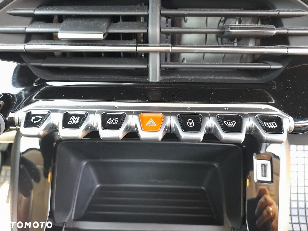 Peugeot 208 1.2 PureTech Active Pack S&S - 25